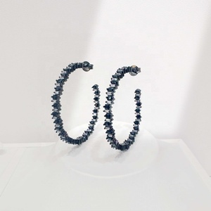 Boucles d'oreilles clous en argent sterling 925 plaqué or, zircon noir, style hip-hop, pour filles, bijoux fins, grandes boucles d'oreilles tendance pour l'été, idéales pour les fêtes. - Product Image 4