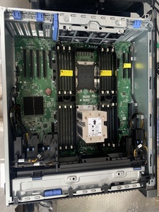 Estación de Trabajo en Torre T7920 Plateada, Económica, con Procesador 4214, 8GB de RAM, 1TB de Disco Duro, 3 Años de Garantía, en Stock - Product Image 3