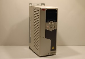 ACS580-01-09A4-4 ACS5800109A44 Fréquence 9.4A pour PLC - Product Image 4