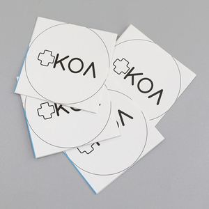 Etiqueta Adhesiva de PVC Personalizada con Logotipo y Nombre de Marca, Resistente al Agua - Product Image 5