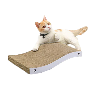 Griffoir pour animaux de compagnie en carton ondulé B et C, personnalisable avec logo, pour intérieur, avec herbe à chat, durable - Product Image 1