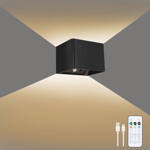 <span class=keywords><strong>Applique</strong></span> <span class=keywords><strong>murale</strong></span> rechargeable avec détecteur de mouvement Batterie 4000mAh Télécommande <span class=keywords><strong>Applique</strong></span> <span class=keywords><strong>murale</strong></span> sans fil haut et bas Lampe <span class=keywords><strong>murale</strong></span> à LED - Product Image 2