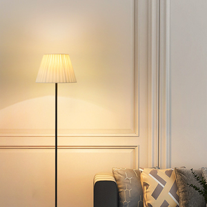 Lámpara de Pie Cálida y Romántica con Cubierta de Tela Blanca Pura, Base de Hierro, Estilo Simple para Dormitorio, Sala de Estar, Estudio - Product Image 5