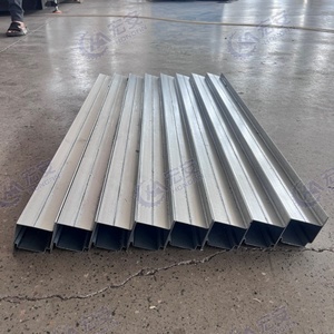 เครื่องเชื่อมโครงประตูสแตนเลสแบบอัตโนมัติควบคุมด้วย PLC พร้อมอุปกรณ์ขึ้นรูปในตัว พร้อมมอเตอร์และลูกปืน - Product Image 5