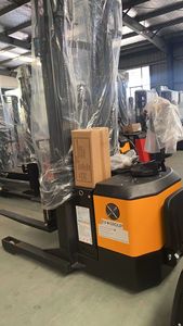 HELI Reach堆垛机1.5吨4M 5M 6m升降机单深剪式锂电池动力叉车，用于仓库集装箱搬运 - Product Image 3