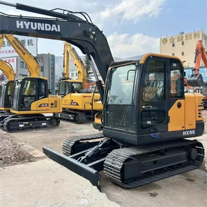 Excavatrice sur chenilles Hyundai HX80 d'occasion, excavatrice hydraulique de 8 tonnes avec lame de bulldozer en stock - Product Image 2
