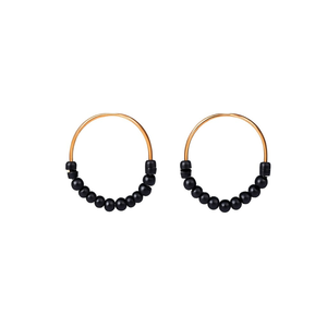 Boucles d'oreilles créoles en acier inoxydable plaqué or avec perles noires pour femmes, bijoux tendance - Product Image 2