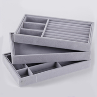 Boîte d'emballage personnalisée avec logo, plateau de présentation carré en carton pour bijoux, doublure en velours peluche, dorure à chaud pour collier, boucles d'oreilles, bijoux, cadeau