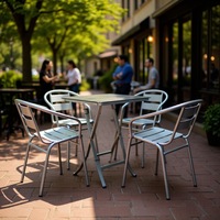 Chaise d'extérieur Uyiem en alliage d'aluminium, empilable, style minimaliste moderne, idéale pour les cafés et les espaces de restauration, pour les banquets et les expositions sur balcon.