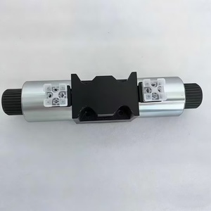 โซลินอยด์รุ่น DG4V DG4V3 DG4V5 ซีรีส์ DG4V-3-2C-M-U-H7-60  DG4V-5-OC-M-U-C6-20 DG4V-3-OC-M-FW-B6-60 - Product Image 1
