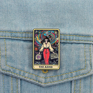 De Adhd Tarot Kaarten Emaille Pin Grappige Geestelijke Gezondheid Broche Revers Badge Sieraden Cadeau Voor Vrienden En Fans - Product Image 1