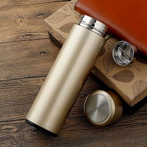 Bouteille d'eau sport en acier inoxydable à double paroi isolée de 450 ml avec logo personnalisé en gros – Gourdes isothermes - Product Image 1