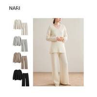 Ventes en gros de pyjamas pour femmes en deux pièces, coupe ample, col en V, pull en cachemire et pantalon en cachemire, ensembles jumeaux pour homme