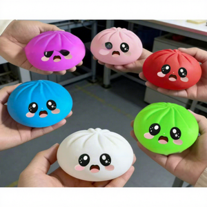 Juguete antiestrés Baozi de descomprimir, divertido para apretar, simulación de comida, juego de pelota de harina para apretar, set de vaporizador para jóvenes, venta al por mayor - Product Image 1