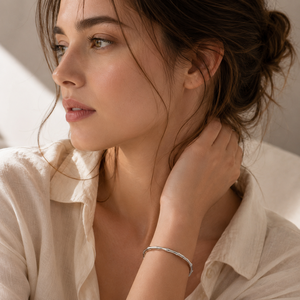 Bracelet en acier inoxydable anti-ternissement avec chiffres romains, style minimaliste coréen, pour femmes et hommes - Product Image 2