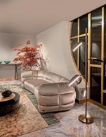 Canapé Chesterfield trois places de style nordique canapés d'île de concepteur de velours bleu profond pour la maison luxe pour les hôtels