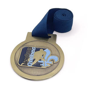 Porte-médaille moderne cadre verre personnalisé religieux rubans miraculeux pour Football Badminton Awards attribution personnaliser - Product Image 1