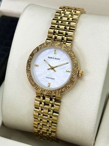 Nuevo reloj de pulsera para mujer - acero inoxidable con superficie de nácar de alta calidad y elegante movimiento de cuarzo - Product Image 4