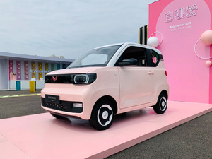 Wuling Hongguang Airbag <span class=keywords><strong>Mini</strong></span> Ev 100 km/h Batería de litio Smart Car <span class=keywords><strong>Mini</strong></span> 2023 Coches nuevos eléctricos de alta velocidad - Product Image 5