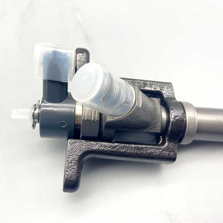 0445120073 ME194299 diesel fuel injector 4M42| Alibaba.com