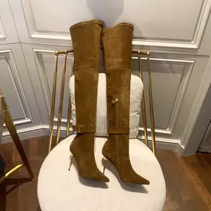 Botas femininas sensuais de salto alto, calçados de marca famosa, com preço baixo, 2022