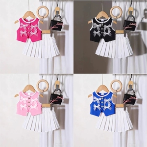 Conjunto <span class=keywords><strong>de</strong></span> Dos Piezas <span class=keywords><strong>para</strong></span> Niñas, Verano 2026, Ropa Infantil al por Mayor, <span class=keywords><strong>Chaleco</strong></span> sin Mangas con Botones y Lazo, Falda Plisada - Product Image 2
