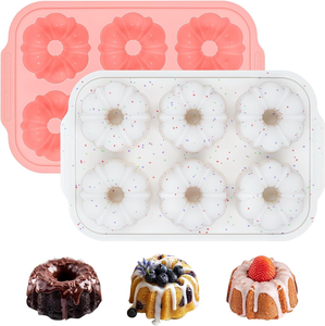 MUYULINS - Molde para Cupcakes de Silicona Grande, Color Beige, 6 Tazas, Antiadherente, Libre de BPA, con Marco Reforzado de Metal, Apto para Horno, Estilo Americano - Product Image 1