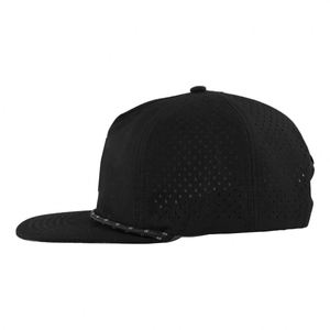 Casquette de golf imperméable à 5 panneaux avec logo personnalisé de couleur noire, casquette à visière plate, casquette à cordon perforé, casquette snapback non structurée avec boucle à pression - Product Image 3