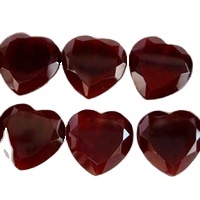 Pierre de cœur naturelle, agate rouge, pierres facettées en forme de cœur - Product Image 2