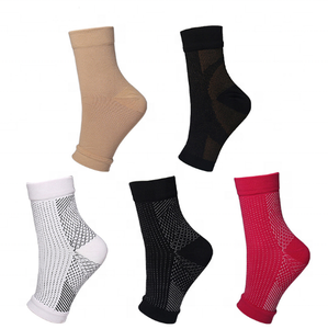 Chaussettes à manches <span class=keywords><strong>de</strong></span> compression pour hommes et femmes à motif solide Nano à la cheville Fasciite plantaire Soutien des pieds et <span class=keywords><strong>bas</strong></span> <span class=keywords><strong>de</strong></span> compression - Product Image 3