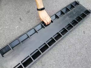 Protège-câble électrique en caoutchouc à 2 canaux pour tuyau et câble, rampe de protection au sol - Product Image 5