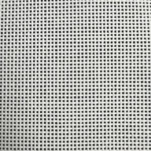 Tela de Lona Blanca de 18 Hilos con Diseño Floral Hecho a Mano de Alta Calidad |   150 cm de ancho |   Lienzo Monocromático 100% Algodón - Product Image 4