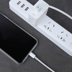 كابل بيانات وشحن سريع من نوع USB-C إلى USB-C بقوة <span class=keywords><strong>5</strong></span> أمبير/3 أمبير، متوافق مع هواتف آيفون وأندرويد. - Product Image 4