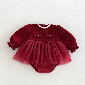 Vente en gros Automne Noël 0-24M <span class=keywords><strong>Combinaison</strong></span> pour bébés filles nouveau-nés et tout-petits, barboteuse à manches longues avec empiècements en maille, vêtements pour enfants - Product Image 1