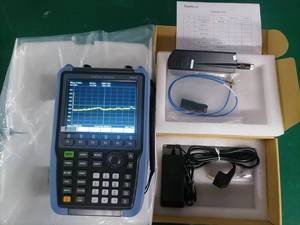 Hochwertiger Spektrumanalysator HSA870 mit 9kHz bis 7,5GHz Frequenzbereich und Tracking-Generator - Product Image 3