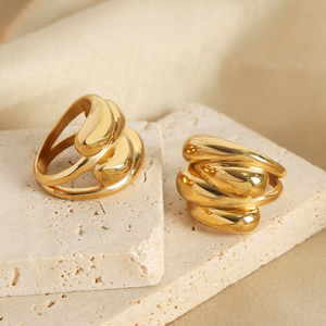 Estilo <span class=keywords><strong>de</strong></span> moda Anillo <span class=keywords><strong>de</strong></span> acero <span class=keywords><strong>de</strong></span> titanio Banda plateada <span class=keywords><strong>de</strong></span> alta calidad Característica <span class=keywords><strong>de</strong></span> luz Hipoalergénico <span class=keywords><strong>Precio</strong></span> bajo Joyería al por mayor - Product Image 3