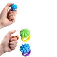 Chuangzhen – Lot de 12 anneaux sensoriels en silicone, toupies unisexes pour enfants de 8 à 13 ans, soulagement de l'anxiété et du stress, autisme/TDAH, pour la classe et les voyages