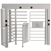 Tourniquet pleine hauteur en acier inoxydable 304 avec support pour plusieurs dispositifs de reconnaissance et anti-escalade pour lieux publics