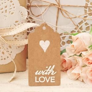 Etiquetas colgantes en relieve personalizadas de lujo 800gsm papel Kraft marrón cartón etiquetas para ropa - Product Image 6