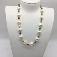 Collier ras du cou tendance 2026, design dernier cri, perles d'agate et de nacre plaquées de haute qualité