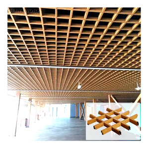 <span class=keywords><strong>Plafond</strong></span> en grille d'aluminium couleur bois, décoration intérieure, grille en métal à cellules ouvertes, lamelles métalliques, <span class=keywords><strong>couloir</strong></span> d'appartement, hall, faux <span class=keywords><strong>plafond</strong></span> - Product Image 2