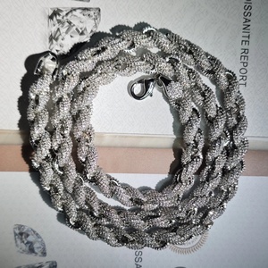 Vente en gros de bijoux en moissanite couleur D VVS pour hommes, style Hip Hop, en argent S925, comprenant chaîne, bracelet maille cubaine, bracelet tennis glacé et collier corde - Product Image 2