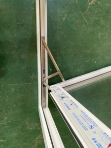 Finestra a battente <span class=keywords><strong>in</strong></span> <span class=keywords><strong>PVC</strong></span> di piccole dimensioni China altre finestre <span class=keywords><strong>per</strong></span> uso porte e finestre - Product Image 4