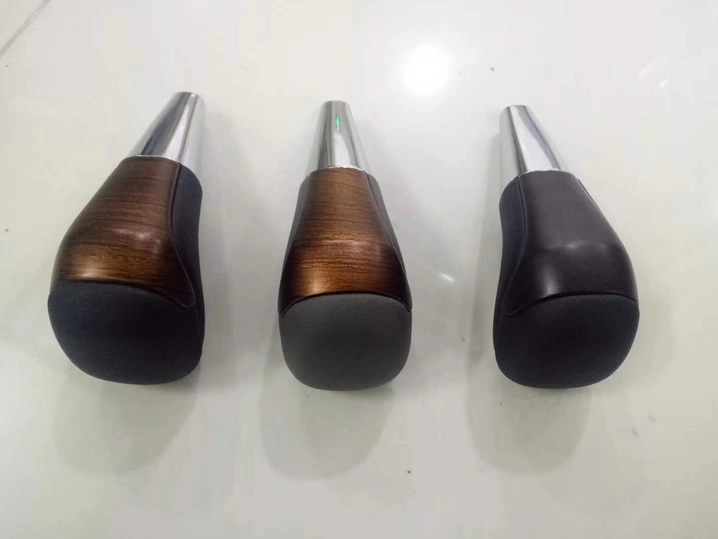 โกลเด้น