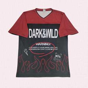 <span class=keywords><strong>เส</strong></span>ื้อเจอร์ซีย์ OEM ODM <span class=keywords><strong>ล</strong></span>ายดาร์กไวลด์แดเจอร์ สำหรับคอนเสิร์ตบังทันอาริรังเวิลด์ทัวร์ ชุดแฟนคลับวงบังทัน <span class=keywords><strong>เส</strong></span>ื้อยืดจุงกุก <span class=keywords><strong>ล</strong></span>ายฟุตบอล - Product Image 5