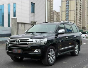 Toyota <span class=keywords><strong>Land</strong></span> <span class=keywords><strong>Cruiser</strong></span> 2015 LC200 4.6L <span class=keywords><strong>V8</strong></span> Automático 4x4 8 Asientos Limitado GCC LHD Gasolina SUV de <span class=keywords><strong>Segunda</strong></span> <span class=keywords><strong>Mano</strong></span> en Oferta - Product Image 1