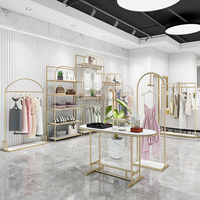 Tables gigognes pour magasin de vêtements en boutique Présentoir mural en jean pour magasin de vêtements