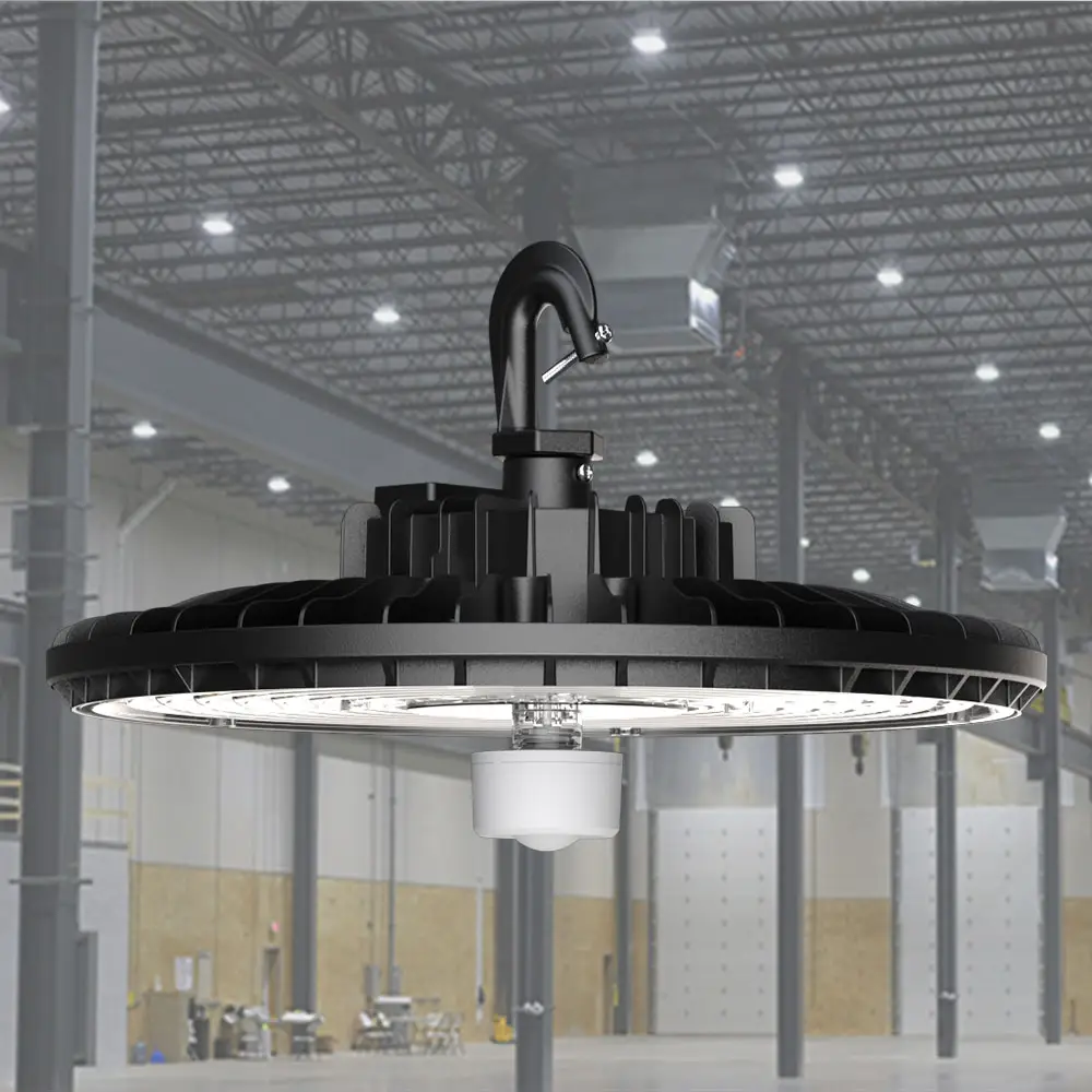 Versandfertige kommerzielle industrielle Beleuchtung 210 W 152 Lm/W Led-Ufo-High Bay-Licht