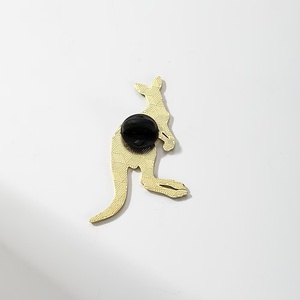 Broche unisexe tendance en alliage de zinc plaqué nickel noir, motif kangourou australien réaliste, pour veste et sac à main - Product Image 5