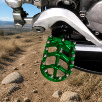Repose-pieds de moto CNC pliables, plateforme large, aluminium anodisé vert, clous antidérapants pour moto tout-terrain CRF/Yamaha YZ/KX/RMZ